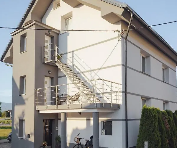 Apartman Drive Caffe *